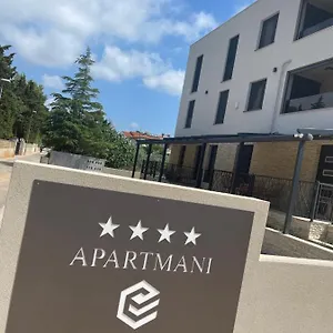 Cube S Apartment Medulin